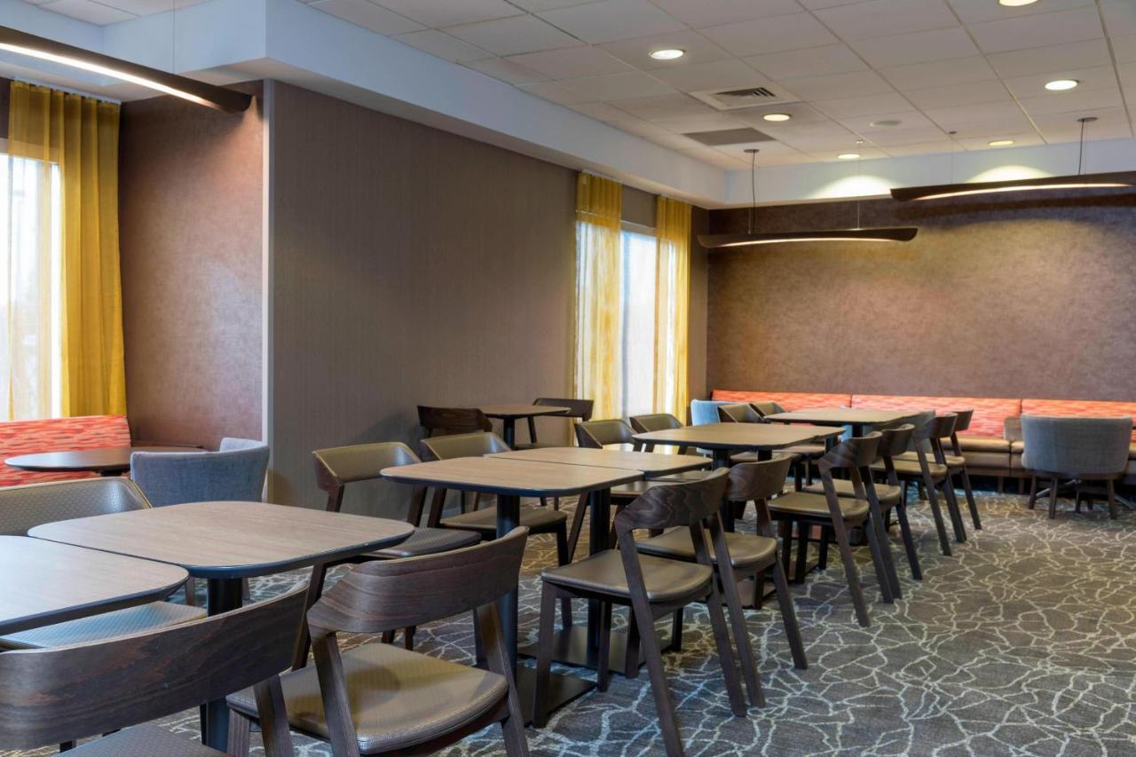 Springhill Suites Grand Rapids North מראה חיצוני תמונה
