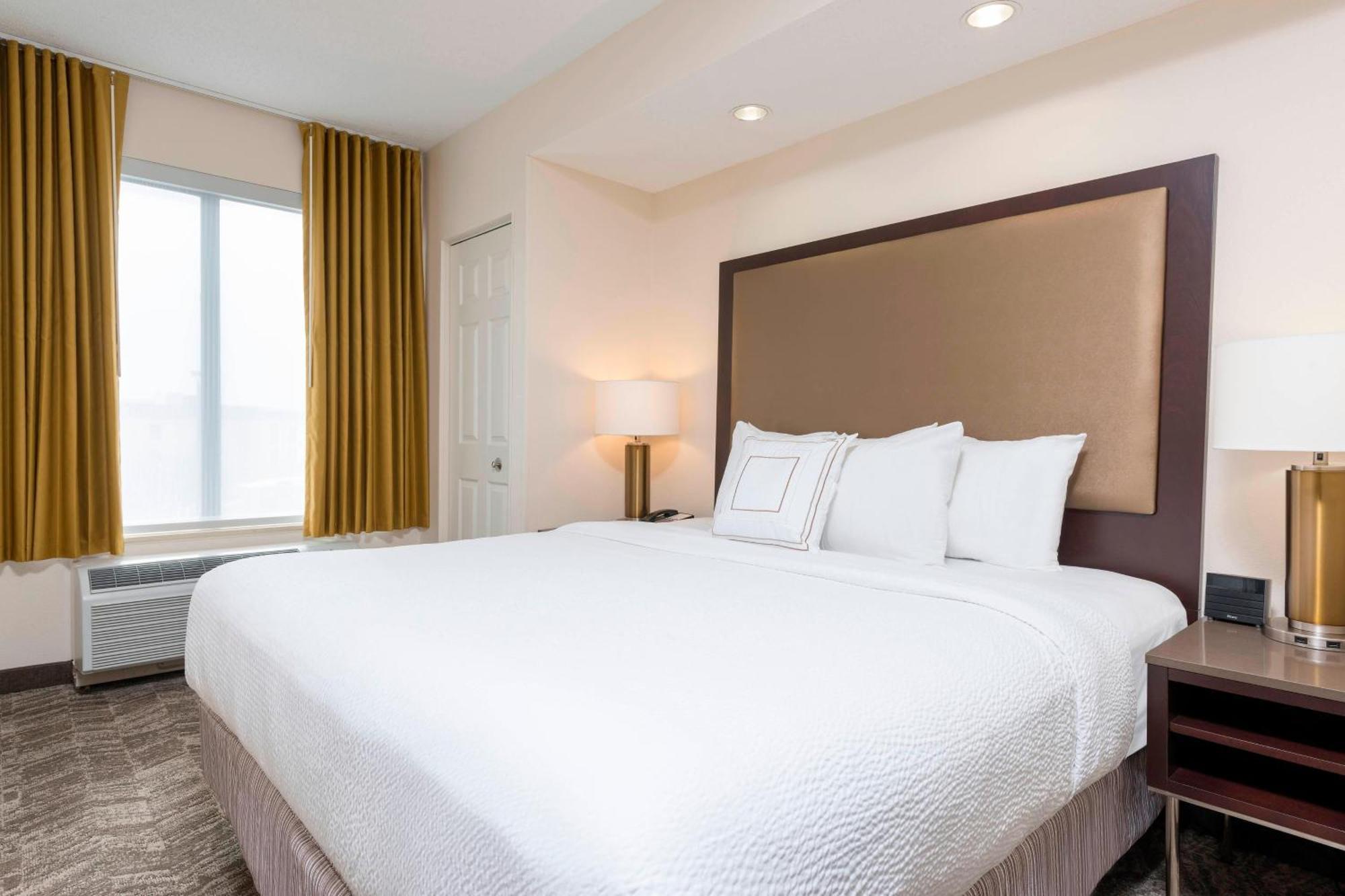 Springhill Suites Grand Rapids North מראה חיצוני תמונה