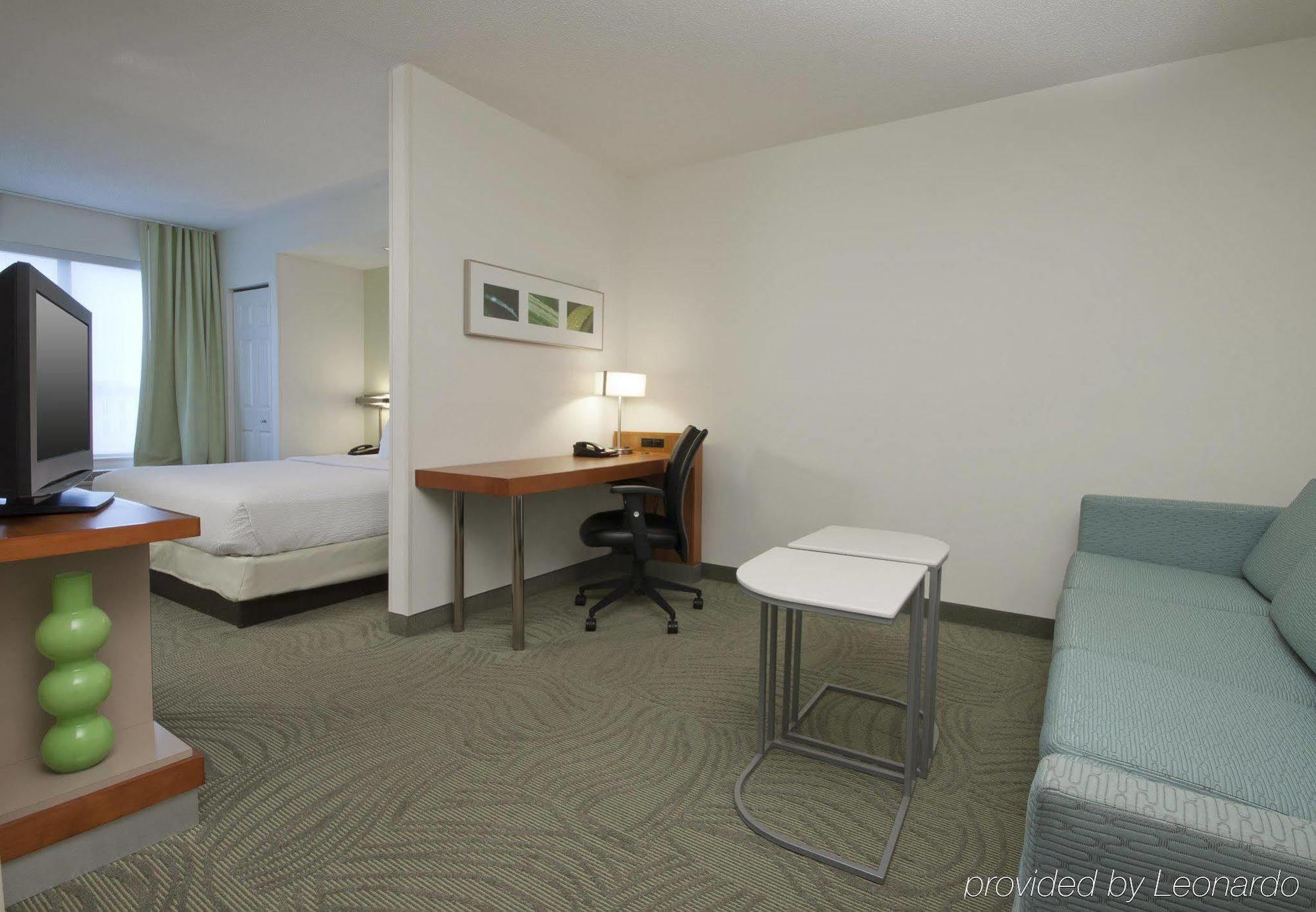 Springhill Suites Grand Rapids North מראה חיצוני תמונה