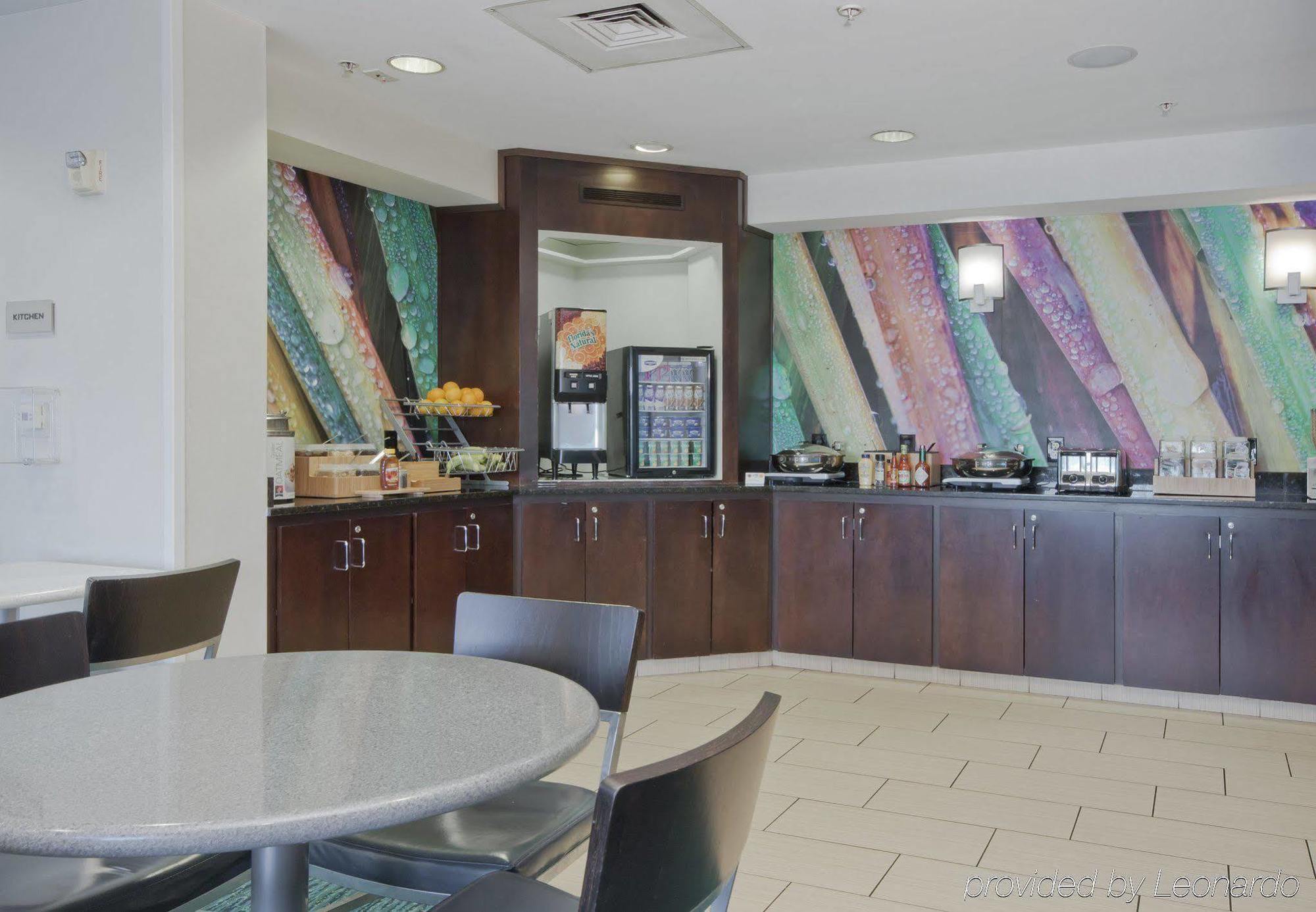 Springhill Suites Grand Rapids North מראה חיצוני תמונה