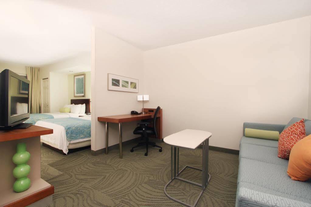 Springhill Suites Grand Rapids North מראה חיצוני תמונה
